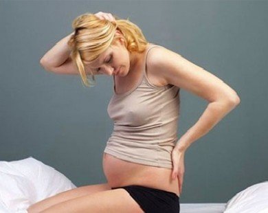 Cách giảm chứng đau lưng khi mang thai
