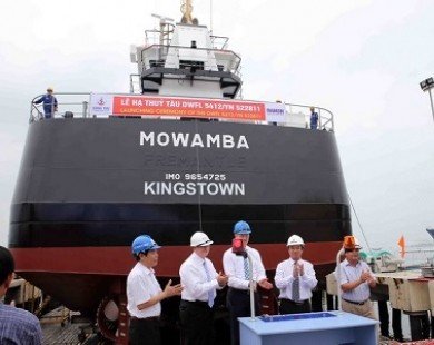 Đà Nẵng: Bàn giao tàu chở dầu cho khách hàng Australia