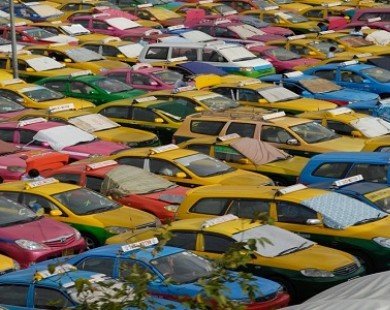 Những chiếc xe taxi nhiều màu ở Bangkok