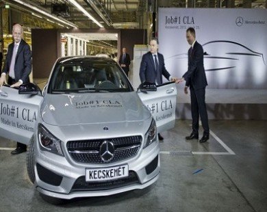 Nhà máy Mercedes-Benz tại Hungary phải tăng thêm ca 3