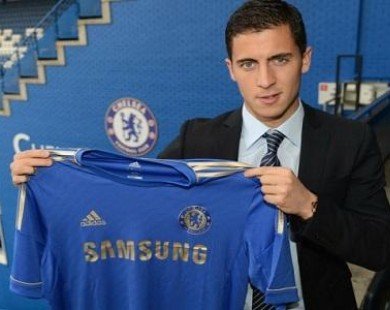 Nghe vợ, Hazard tính bỏ Chelsea