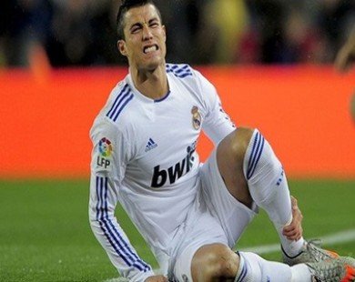 Real mất trọng pháo Ronaldo ở trận gặp Dortmund