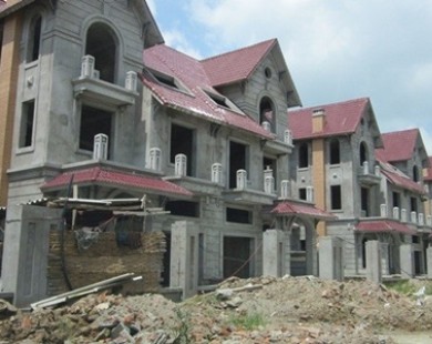 Chuyện lạ ở Hà Nội: Biệt thự trăm mét rẻ hơn chung cư