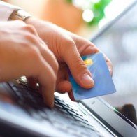 Người dùng nên tạm ngưng giao dịch qua mạng vì lỗi bảo mật