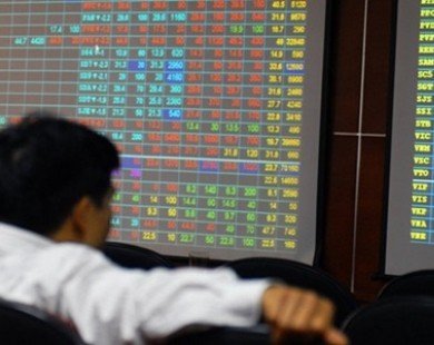 Shares fall as investors rush to sell
