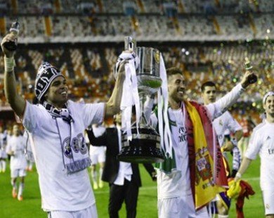 Chùm ảnh Real đăng quang tại Copa del Rey