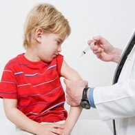 Mẹo hay giúp bé không sợ tiêm