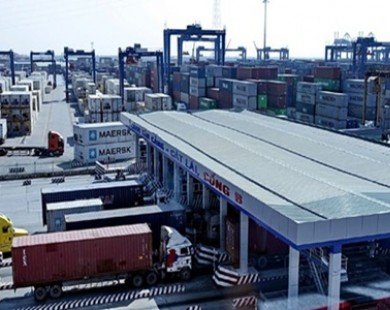 Viet Nam achieves $700m trade surplus