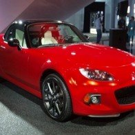 Mazda MX-5 phiên bản đặc biệt kỷ niệm 25 năm
