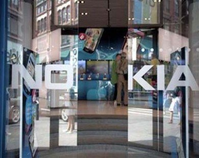Nhân viên khóc than vĩnh biệt Nokia