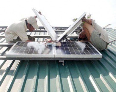 VN prioritizes advanced technologies for solar energy development program