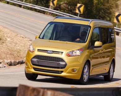 Ford Transit Connect Wagon 2014 giá khởi điểm từ 25.520 USD