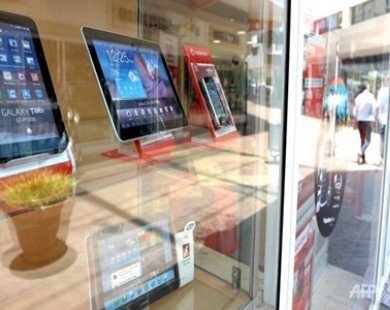 Global tablet sales freeze up, survey shows