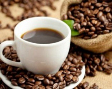 Uống cà phê mỗi ngày giúp giảm triệu chứng lão hóa mắt
