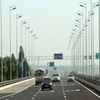 Hoãn khởi công đường cao tốc do giá bỏ thầu quá cao