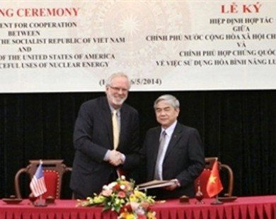 US reviews civil nuclear deal with Vietnam