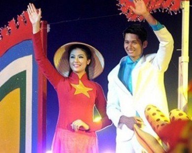 Thời trang yêu nước của các sao Việt