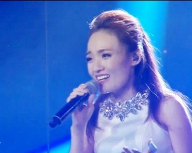Nhat Thuy wins 2014 Vietnam Idol