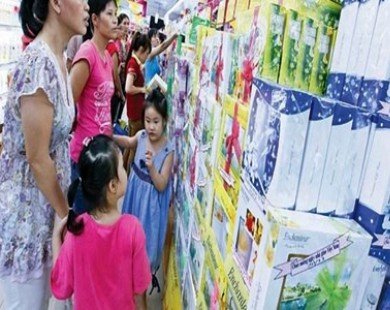 Vietnam gives in to foreign retailers without a struggle
