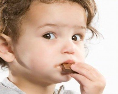 Nguyên nhân gây sâu răng thường gặp ở trẻ nhỏ