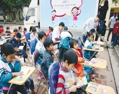 HCM City rolls out mobile digital library