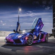 Siêu xe mui trần Aventador Roadster phong cách dải thiên hà