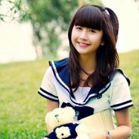 Điểm danh những cô nàng nổi tiếng dự thi tốt nghiệp tuần tới