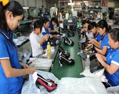 More businesses shut down in Vietnam