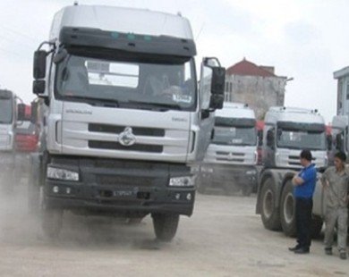 Xe tải Trung Quốc giá rẻ kém chất lượng ồ ạt vào Việt Nam