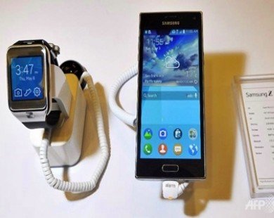 Samsung unveils new Tizen smartphone