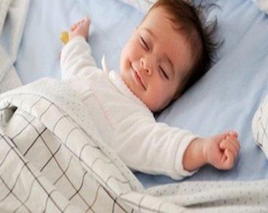 7 bí quyết giúp bạn rèn cho bé thói quen ngủ riêng