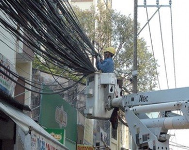 City plans to bury overhead cables