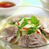 Cuối tuần làm lưỡi heo nấu măng tươi