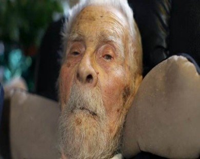 World’s oldest man dies in New York