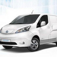 Nissan bán mẫu xe điện e-NV200 với giá khởi điểm 37.900 USD