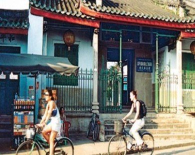 Hoi An to issue tourist cards