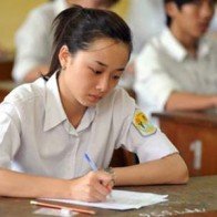 Thủ khoa tốt nghiệp THPT Bình Dương là nữ sinh có hoàn cảnh đặc biệt