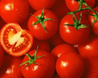 Trị hôi nách cực hiệu quả với cà chua