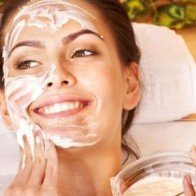 Da trắng nõn nà với sữa đậu nành trộn cùng dầu ô liu