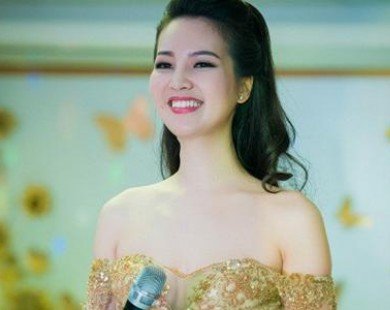 8 mỹ nhân Việt diện váy ren xuyên thấu sexy nhất mùa hè