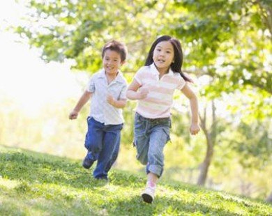 Những cách khuyến khích một đứa trẻ lười biếng thích vận động