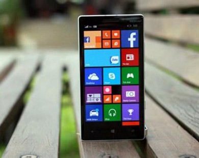 Thách thức của Lumia 930 trên phân khúc cao cấp tại VN