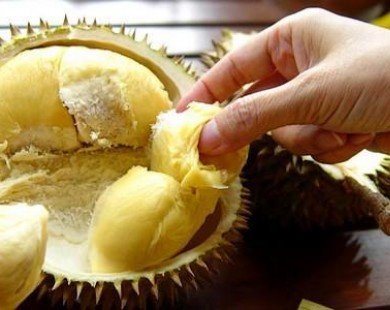 Những tác hại nguy hiểm khôn lường khi ăn sầu riêng sai cách