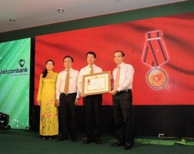 Dư nợ tín dụng Vietcombank Bắc Ninh tăng 60 lần trong 10 năm