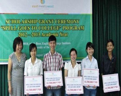 SPELL awards scholarships to 40,000 students