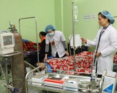 Ha Noi calls for medical fee increases
