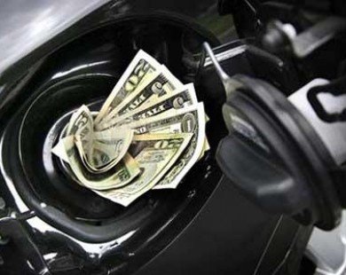 Cách hay tiết kiệm xăng khi xăng tăng giá mạnh