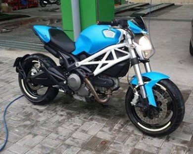 Ducati Monster 795 màu độc ở Sài Gòn