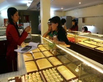 Smuggled China gold in VN