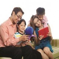 Dạy con bài học đầu đời về tiền bạc